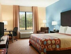 Super 8 by Wyndham Pennsville/Wilmington, Забронировать Отель Уилмингтон Делавэр