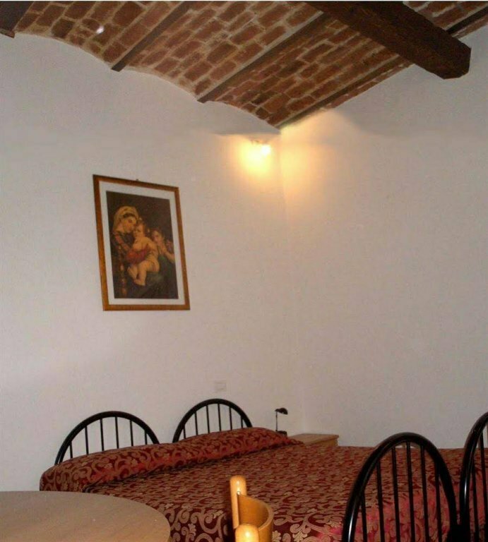 Sant'Ambrogio Place