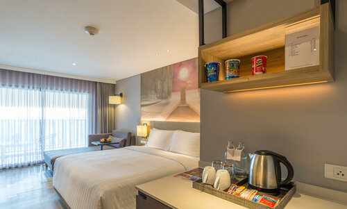 Holiday Inn Resort Krabi Ao Nang Beach by IHG, Забронировать Курортный отель Ао-Нанг-Бич провинция Краби, рядом с Мечеть в Ао Нанге