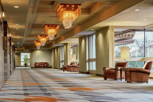 DoubleTree by Hilton Colorado Springs-World Arena, Boek Hotel Colorado Springs Colorado