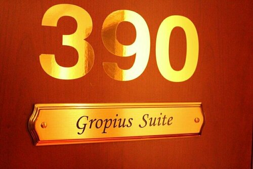 Hotel Villa Gropius, Забронировать Отель Отели земли Шлезвиг-Гольштейн с парковкой, Парковка