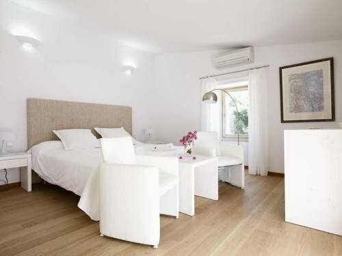 Son Simo Vell Pool & Vineyard Views, Book Villa Alcudia Mallorca