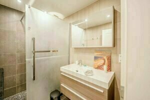 Ideal for Work Great WiFi & Parking, Rezerwuj Hotel Hotele w Luxembourg z parkingiem, w pobliżu Constitution Square, Parking