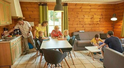 Domaine du Grand Bois, Book Hotel Hoteller i Burgund med parkering, Parkering