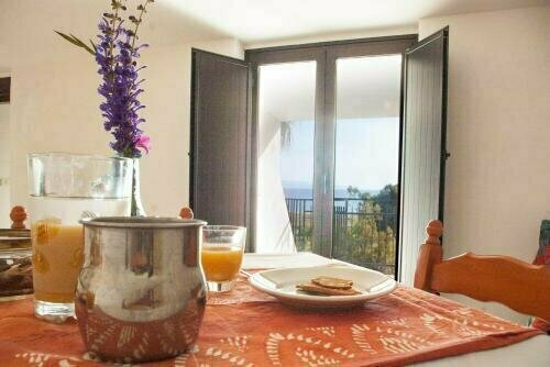 La Pagoda, Book Hotel Gizzeria Calabrien