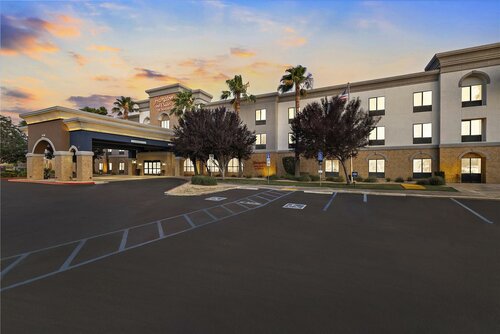 Hampton Inn & Suites Lancaster, Réserver Hôtel Lancaster Californie