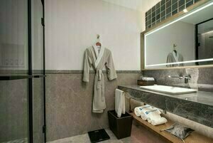 Wyndham Fengqing Resort, Prenota Resort Lincang Yunnan