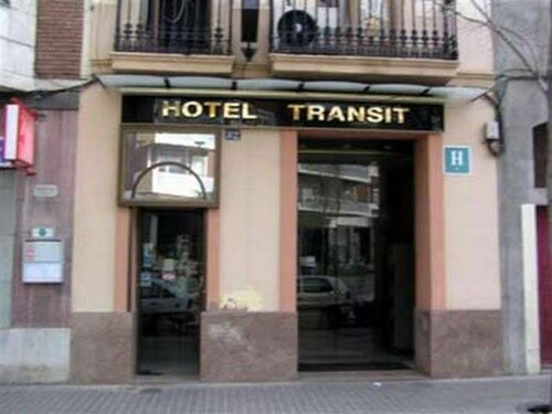 Hotel Transit, Забронировать Отель Сантс-Монжуик , рядом с Станция Барселона-Сантс