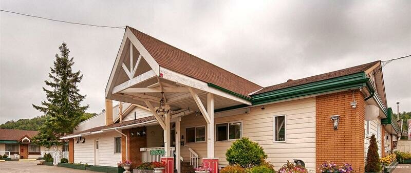 Sword Motor Inn