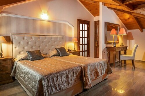 Planos Beach Hotel, Забронировать Отель Отели Циливи с бассейном, Бассейн