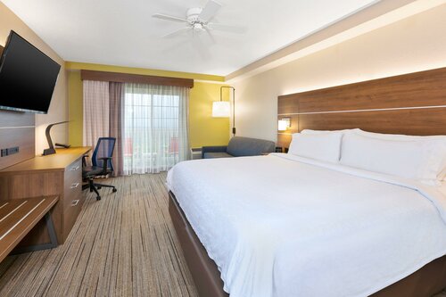 Holiday Inn Express Hotel & Suites Petoskey, an IHG Hotel, Prenota Hotel Petoskey 