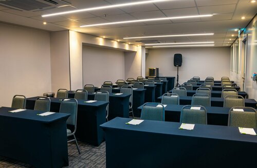 Holiday Inn Belo Horizonte Savassi by IHG, Забронировать Отель Отели Бело Хоризонт с завтраком, рядом с Площадь Савасси, Завтраки