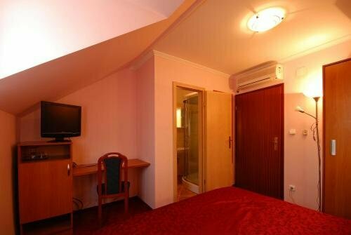 Rákóczi Hotel, Buchen Sie Hotel Győr 