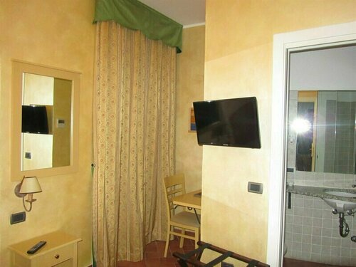 Hotel Borgovico, Book Hotel Hotels in Como with Breakfast, Breakfasts