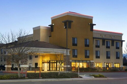 Country Inn & Suites by Radisson, Dixon, CA - UC Davis Area, Reserva ahora Hotel Davis California