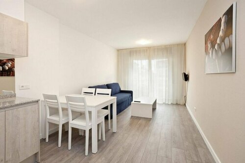 Apartaments Aragó565, Забронировать Отель Отели Барселоны 4 звезды, рядом с Станция метро Clot, 4*
