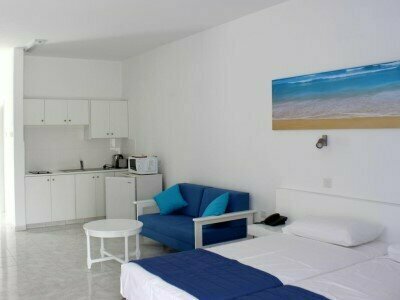 Flokkas Hotel Apartments, Prenota Appartamento Hotel a Protaras con piscina, Piscina