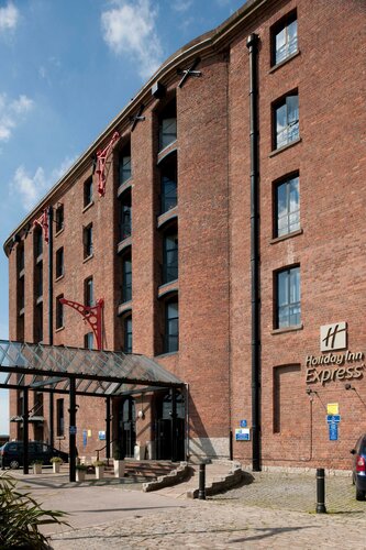 Holiday Inn Express Albert Dock, an Ihg Hotel, Забронировать Отель Отели Ливерпуля с завтраком, рядом с Международный музей рабства, Завтраки