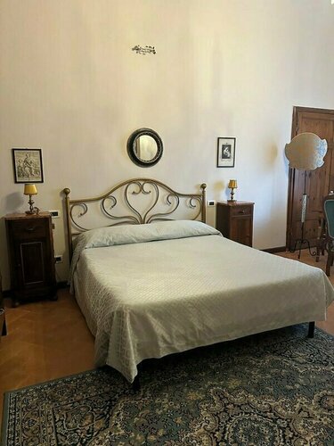 Relais allUssero a Villa di Corliano, Book Hotel Hoteller i Pisa med parkering, Parkering