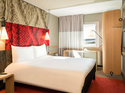 ibis Paris Saint-Denis Stade Sud, Забронировать Отель Сен-Дени Seine-Saint-Denis, рядом с Plaine Commune Grand Paris Tourist Office