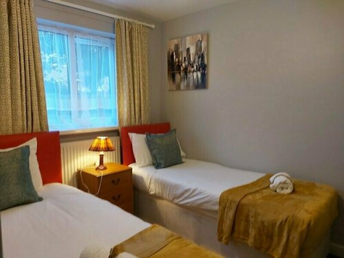 Bakewell House-Huku Kwetu, Boek Vakantiehuis Hotels in Merseyside met ontbijt, Ontbijt