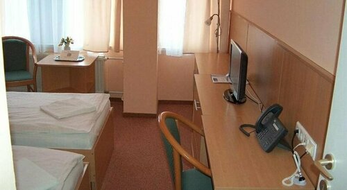 D-Hotel, Забронировать Отель Отели Дьюла 3 звезды, рядом с Gyula Train Station, 3*