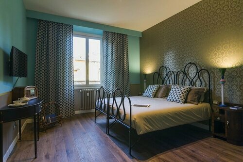 Frími Boutique Rooms b&b, Забронировать Отель «постель и завтрак» Отели Флоренции с парковкой, рядом с Флорентийский баптистерий, Парковка