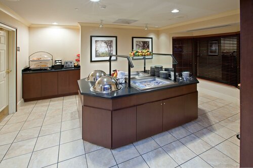 Staybridge Suites Indianapolis-Airport, Rezerwuj Hotel Hotele 3-gwiazdkowe w Indiana, 3*