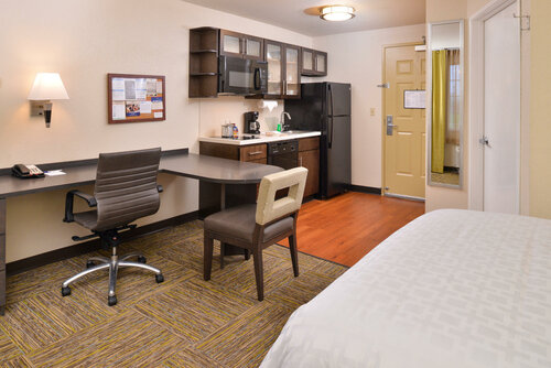 Candlewood Suites Austin-Round Rock by IHG, Book Hotel Round Rock Greater Austin