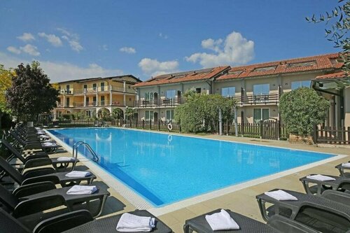 Spa Hotel Splendid Sole, Забронировать Курортный отель Курортные отели Манерба, Курортный отель