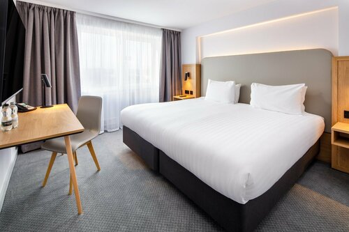 Holiday Inn Basildon, จอง โรงแรม Basildon Essex