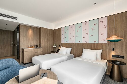 Crowne Plaza Penang Straits City by IHG, Book Hotel Hoteller i Pulau Pinang med pool, Swimmingpool