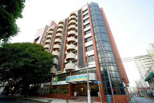 Hotel Golden Park Curitiba by Nacional Inn, Забронировать Отель Куритиба Парана, рядом с Solar do Barao Cultural Center