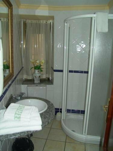 Estudios Casa Lola de Talarn, Prenota Hotel Hotel 3 stelle a Lleida, 3*