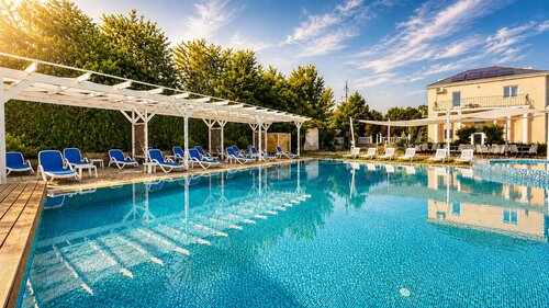 Dionis Mini-Hotel, Buchen Sie Gasthaus Motels in Krim, Motel