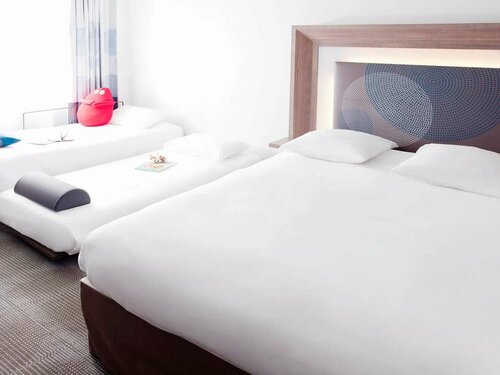 Novotel Lille Aéroport, Đặt Khách sạn Khách sạn ở Lesquin có hồ bơi, Hồ bơi