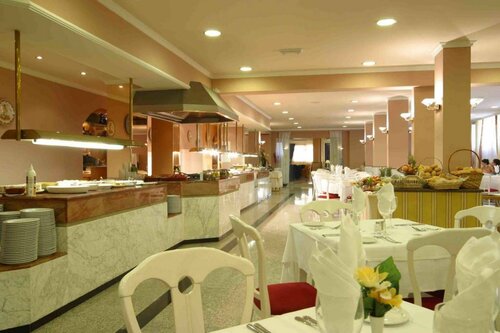 Hotel Las Arenas, Affiliated by Meliá, Забронировать Отель Бенальмадена Малага