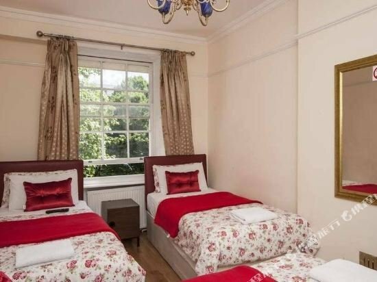 Classic Hyde Park Hotel