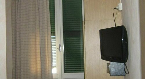 Hotel Bianca Maria, Buchen Sie Hotel Varraze Palmenriviera
