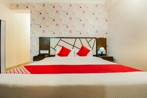 Magadh Palace Guest House @499couple friendly hourly stay available