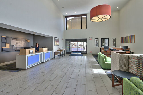 Holiday Inn Express Hotel & Suites Albuquerque - North Balloon Fiesta Park by IHG, Забронировать Отель Альбукерке Нью-Мексико