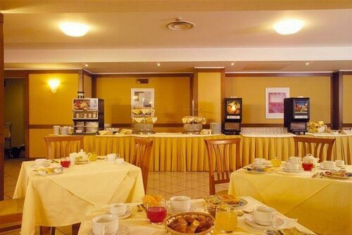 Hotel The Brand Roma, Buchen Sie Hotel Rom Hotels mit Frühstück, Frühstück