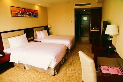 Jinwanli Business Hotel, Prenota Hotel Hotel a Guangdong con parcheggio, Parcheggio