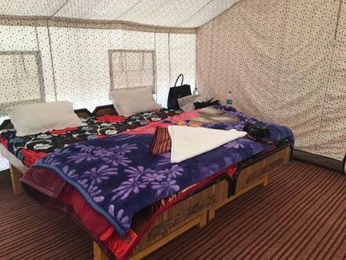 The Buddha Camp - Pangng, Забронировать Отель Отели Джамму и Кашмира с парковкой, Парковка