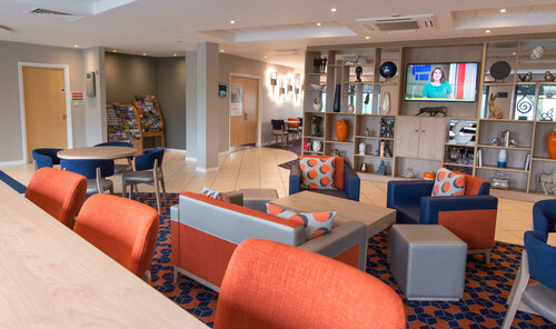 Holiday Inn Express Dunfermline by IHG, Забронировать Отель Данфермлин Файф