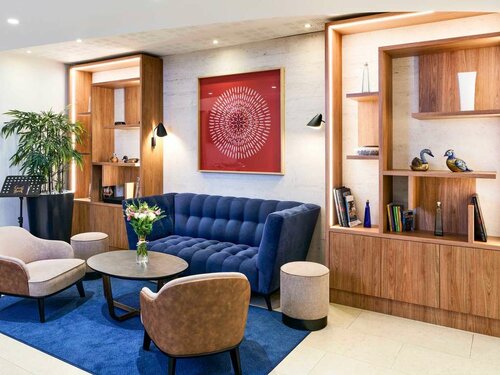Mercure Chartres Centre Cathedrale, Забронировать Отель Бизнес-отели Шартра, рядом с Église St-Pierre, 4* 5*