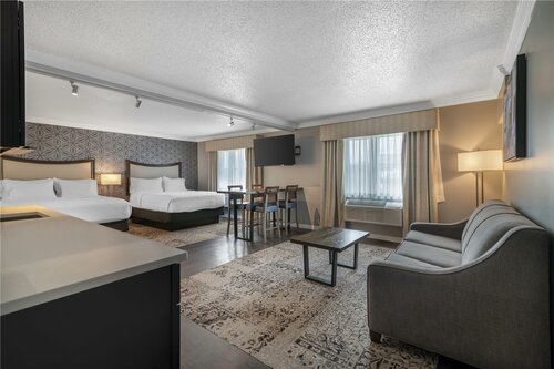 Best Western PLUS Franklin Square Inn, Забронировать Отель Олбани Hudson Valley