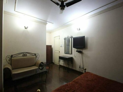 Hotel Red Castle - Near Ganga Ram & BLK Hospital - Karol Bagh, Забронировать Отель Отели Нью-Дели с завтраком, рядом с Больница сэра Ганги Рама, Завтраки
