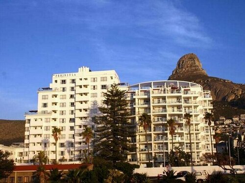 Peninsula All Suite Hotel by Dream Resorts, Забронировать Отель Си-Пойнт Кейптаун, рядом с Mojo Market