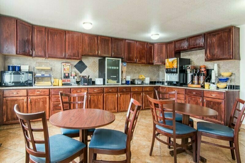 Knights Inn Colorado Springs Central